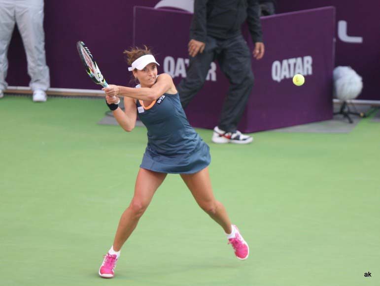 Petra Cetkovská beat the top-seeded Li Na during a face-off on Thursday.