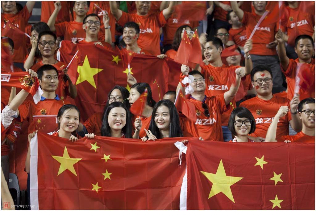 Supporters during Qatar-China football match - Oct. 2015