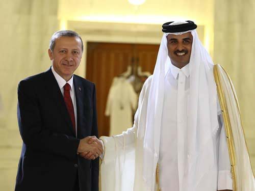 Turkish President Recep Erdogan and Qatar's Emir