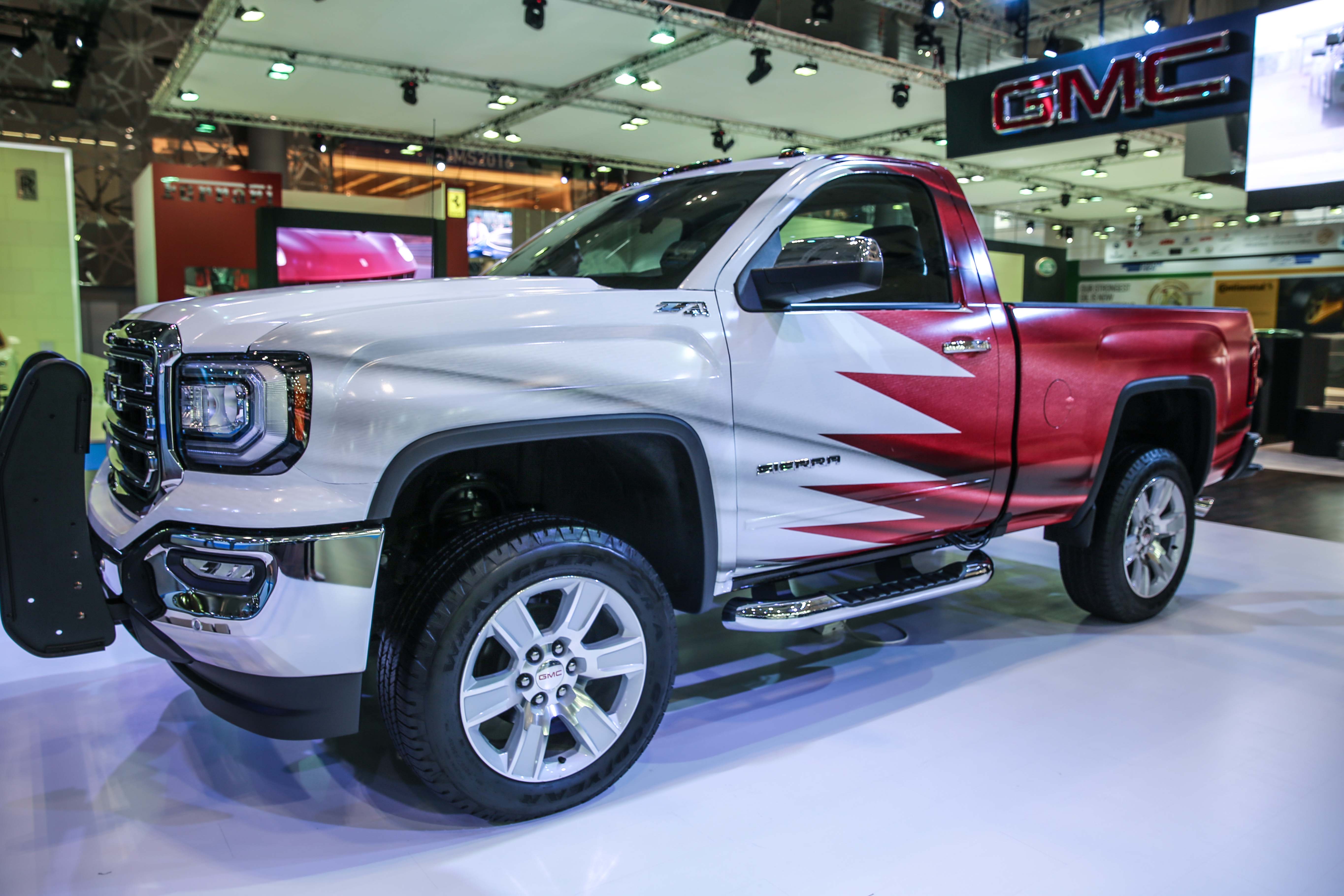 Four Things To Know About The 2016 Qatar Motor Show Doha News