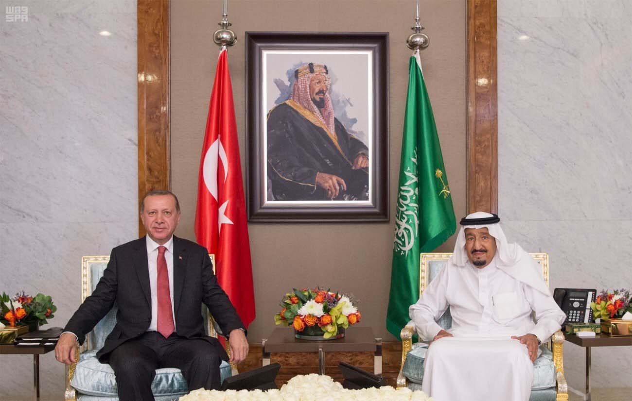 Erdogan pushes for end to Qatar boycott during Gulf trip 