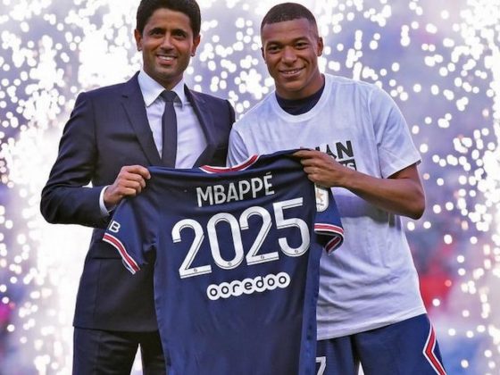 Mbappe signs new PSG contract