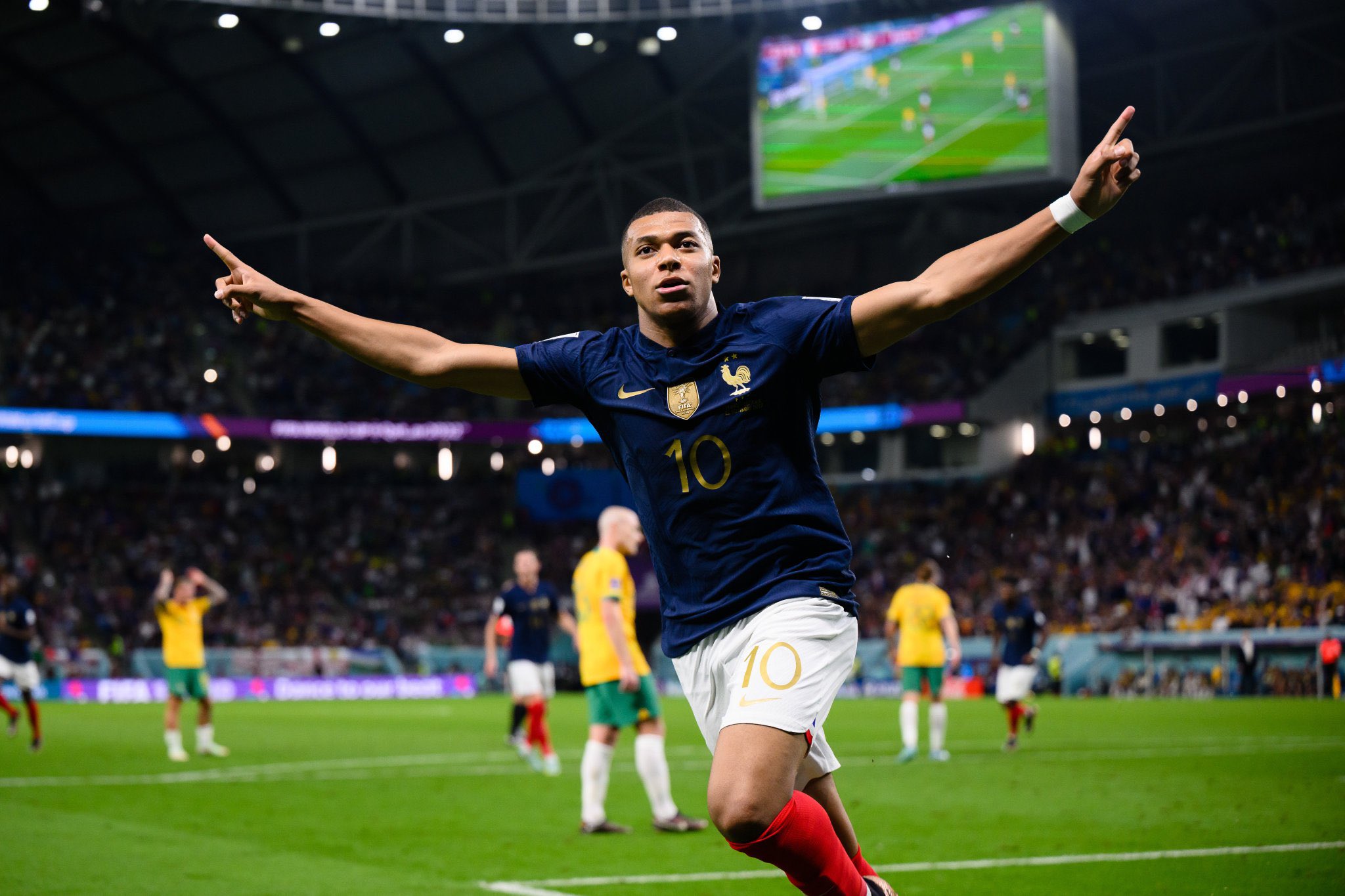 Haaland: 'I don't compare myself to Mbappé