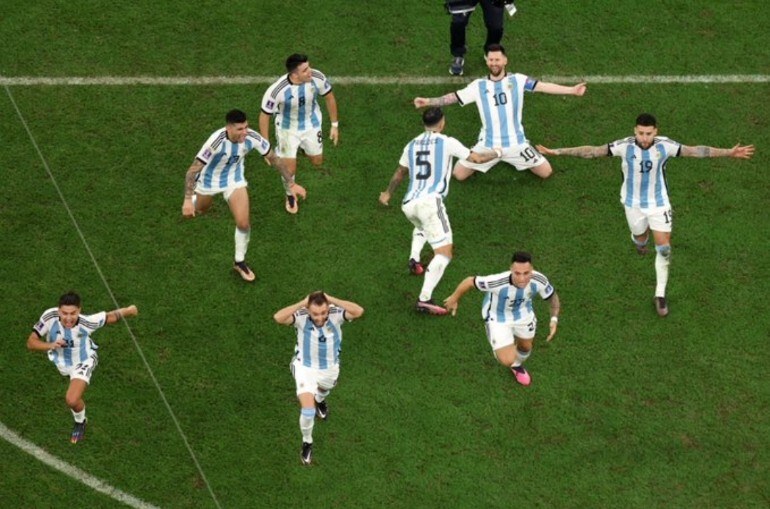 Periodistas deportivos se disculpan tras ‘ofender’ celebraciones del Mundial de Argentina