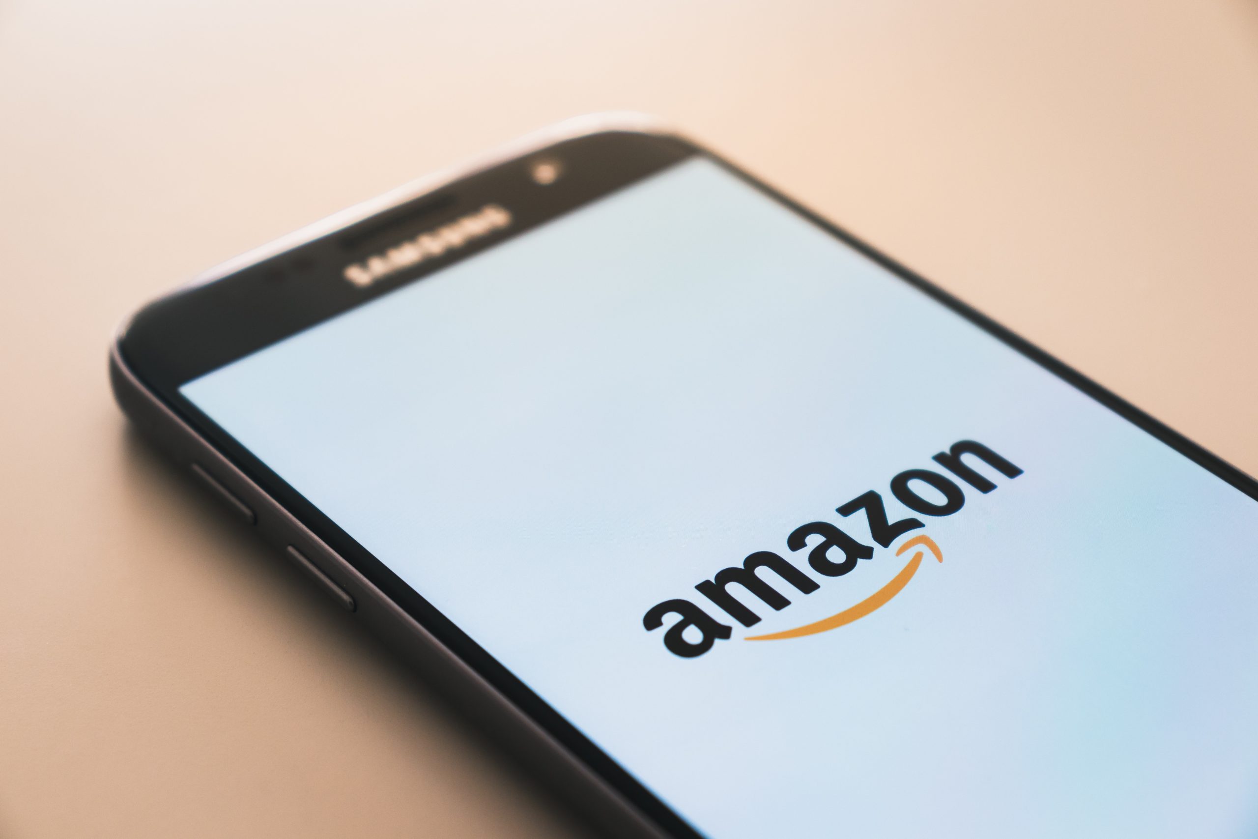 Qatar residents can now order from Amazon through UAE branch