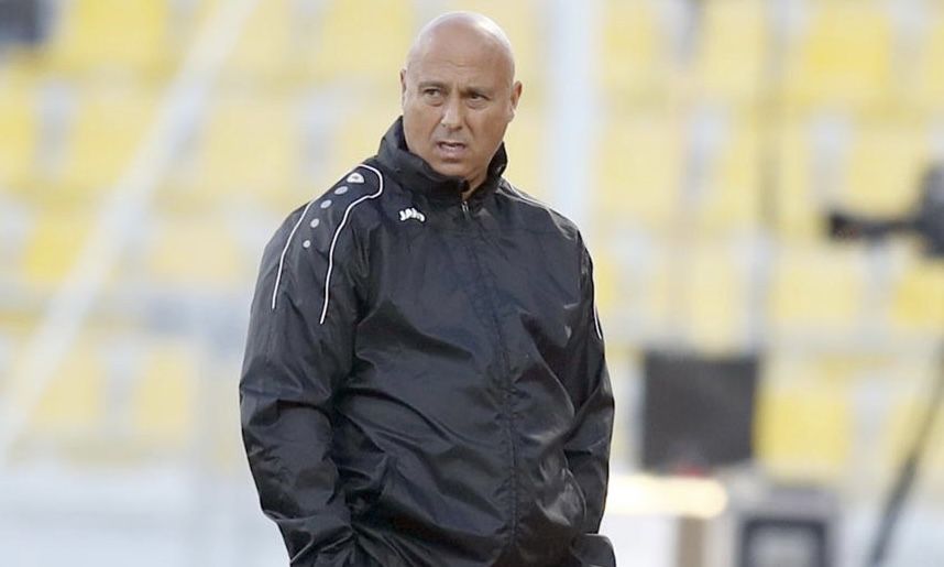 Coach Lopez names Qatar squad ahead of Kuwait games minus Al-Haydos