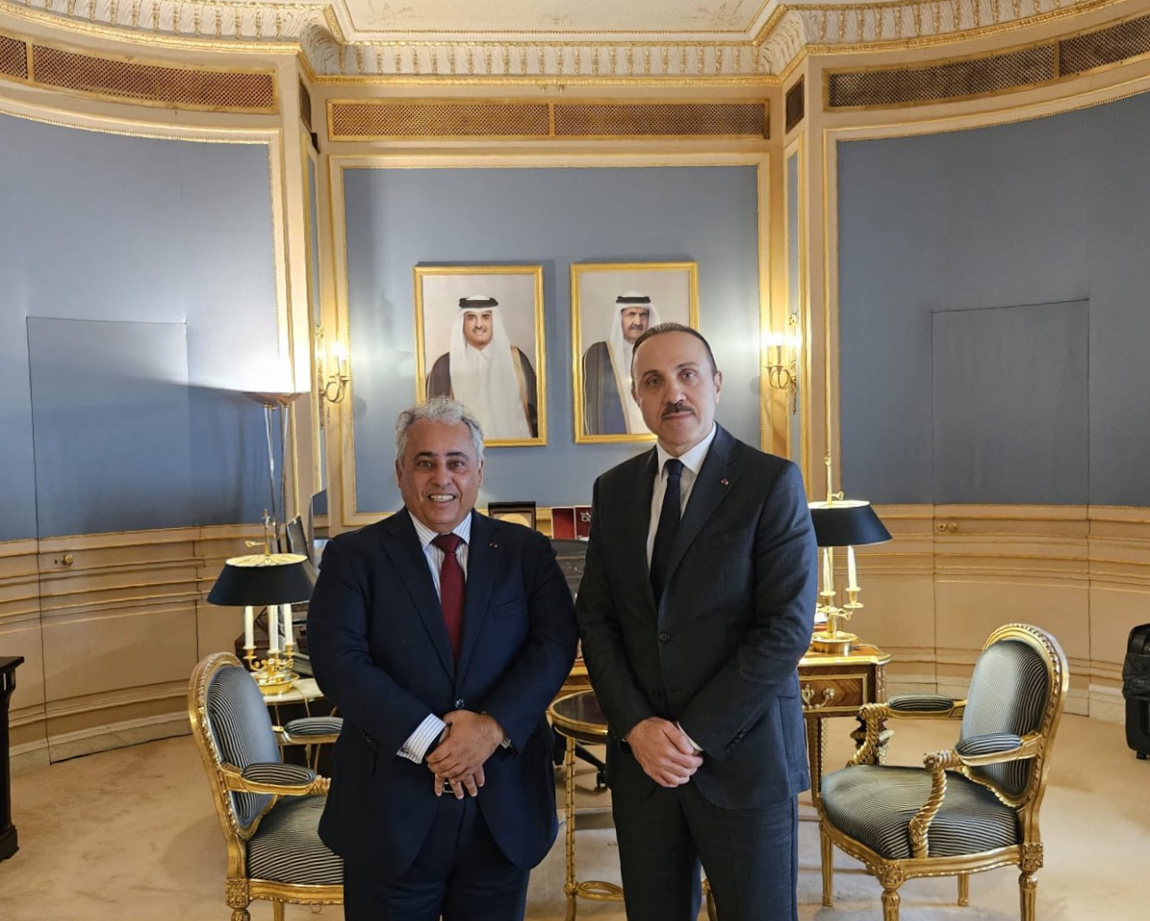 Qatari and Bahraini ambassadors meet in Paris, signalling strengthening ties