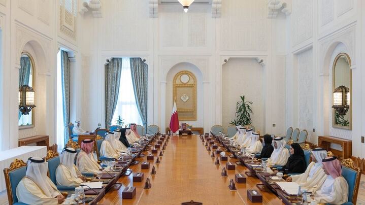 Qatar Cabinet approves economic initiatives to strengthen private sector