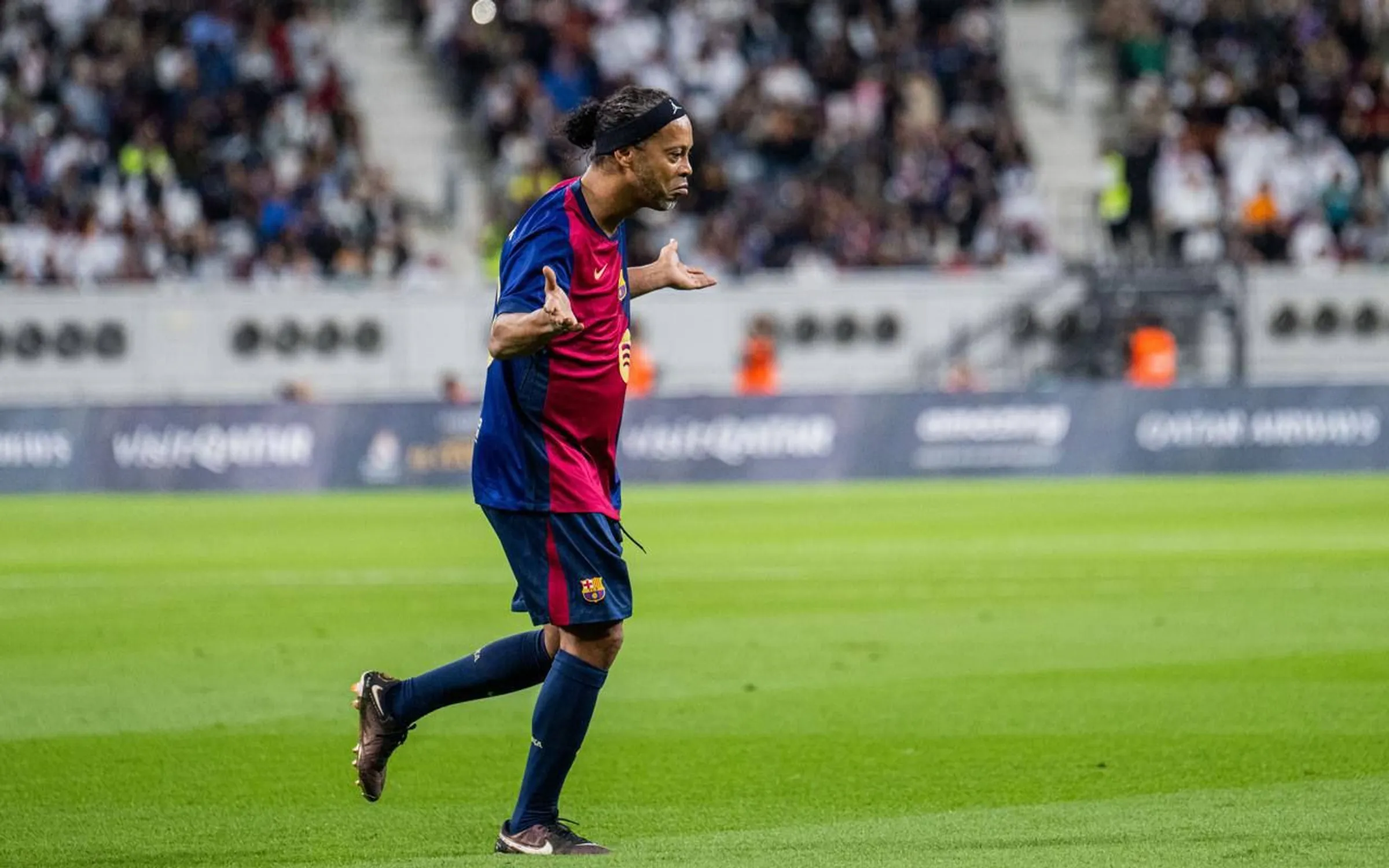 Ronaldinho rolls back the years in Doha’s Legends El Clasico